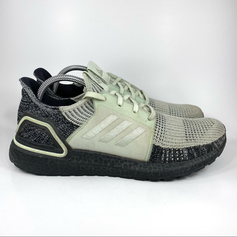 adidas UltraBoost 19 Shoes Sneakers F34075 - Picture 4 of 11